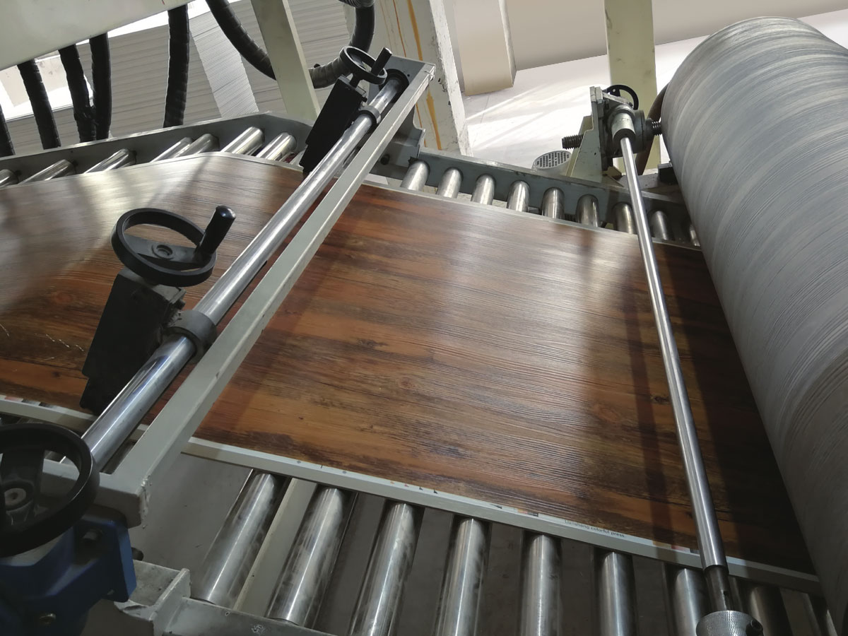 Linya ng Produksyon ng PVC Laminate Panel