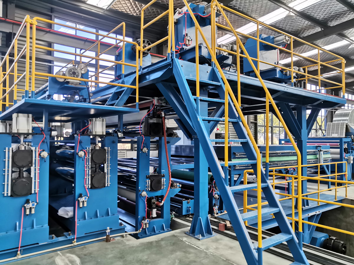 Linya ng Produksyon ng Insulation at Dekorasyon na Panel